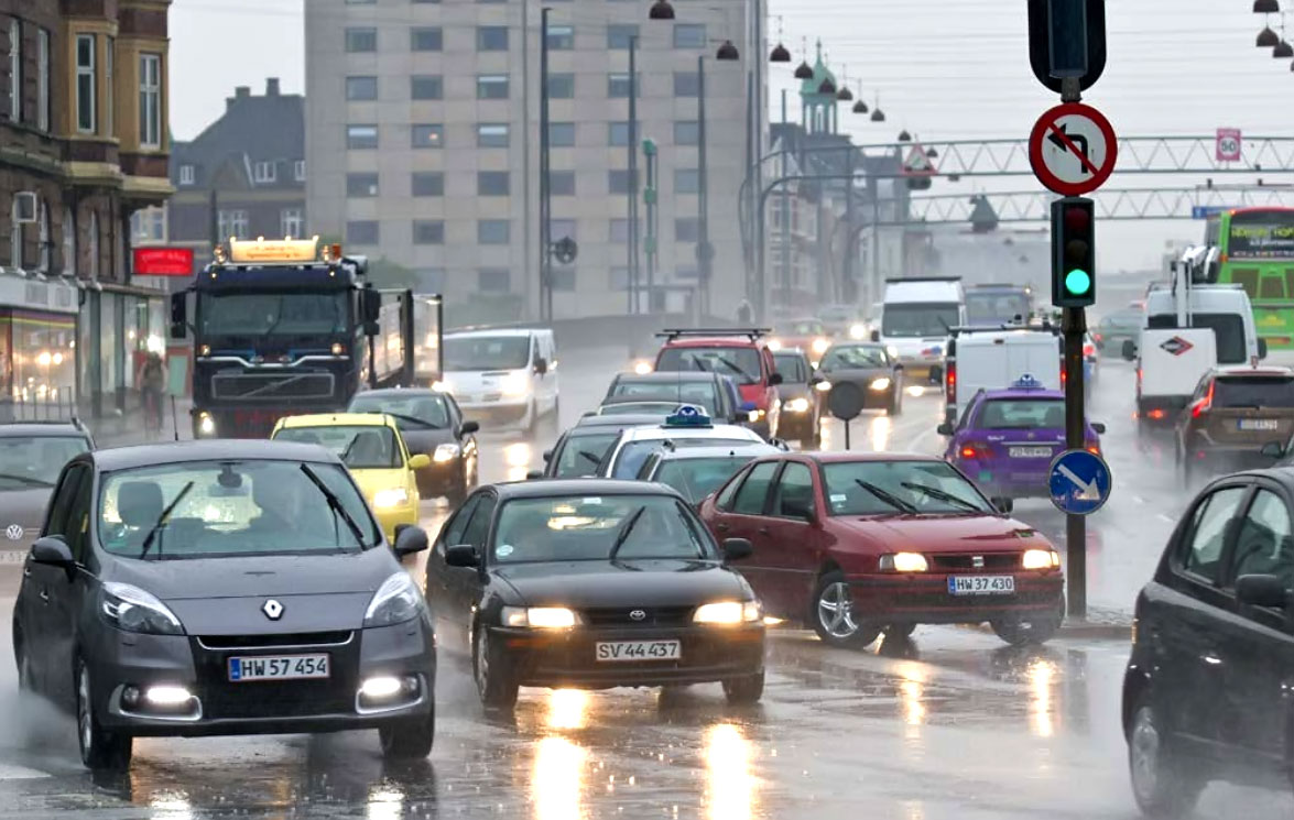 biler regn københavn