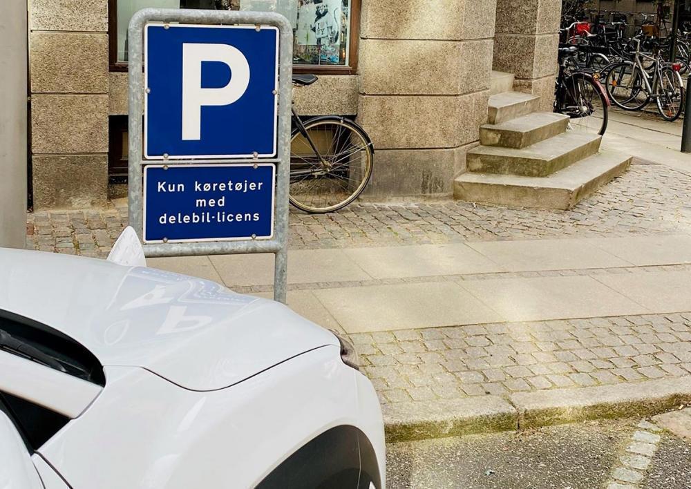 delebil, parkering, gade