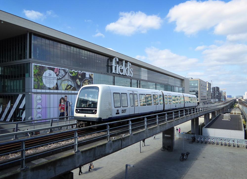 fields metrostation