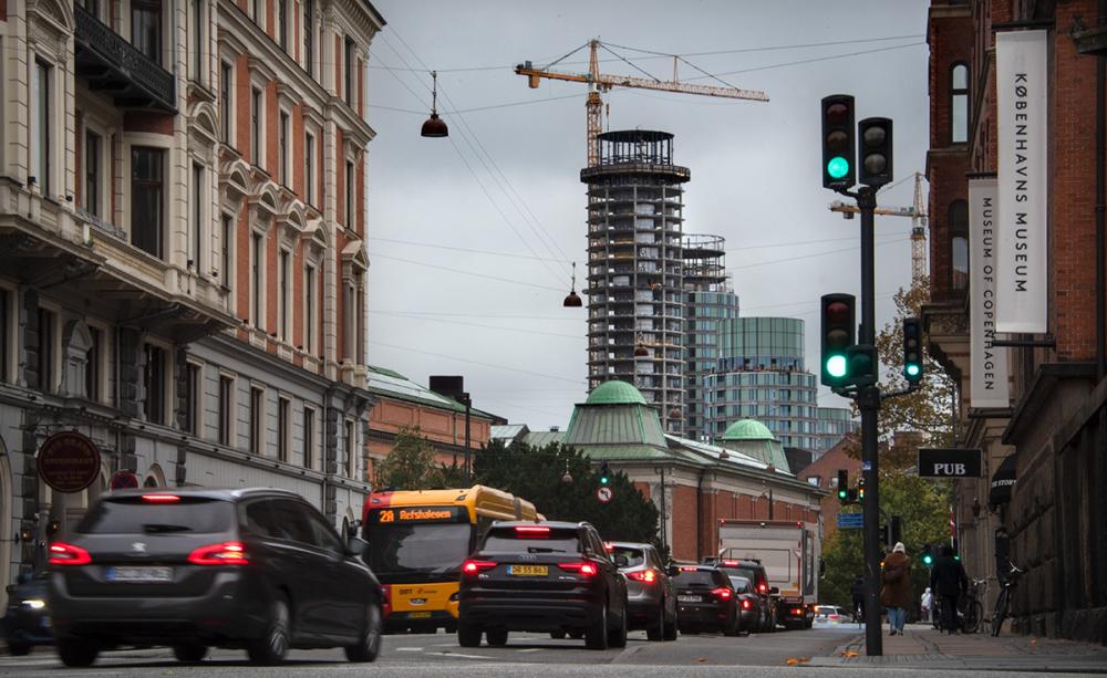 Postbyens højeste tårn har nu stort set nået sine 106,5 meters højde.