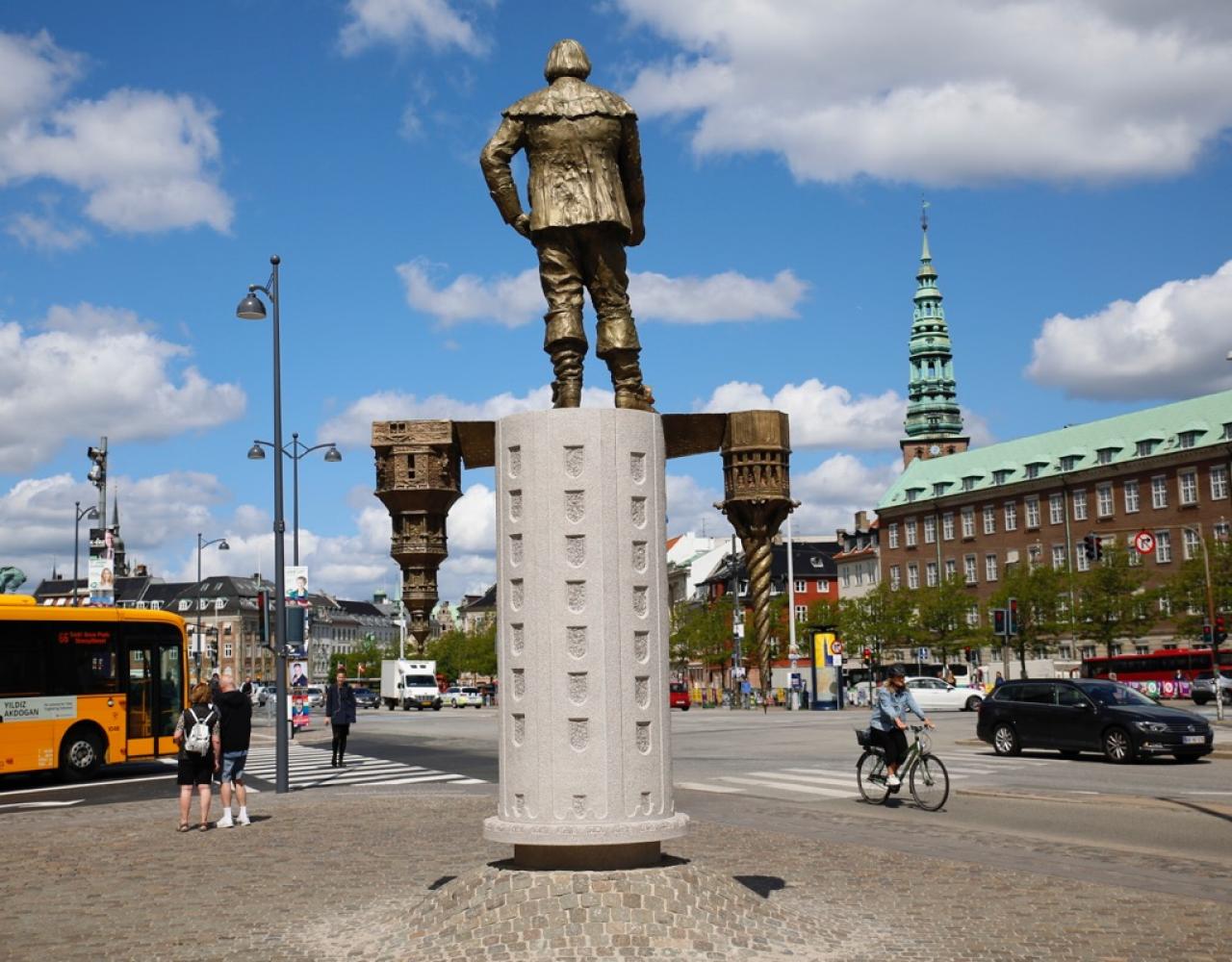 christian iv statue slotsholmen