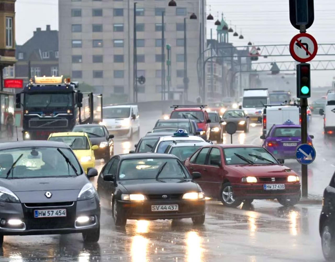 biler regn københavn