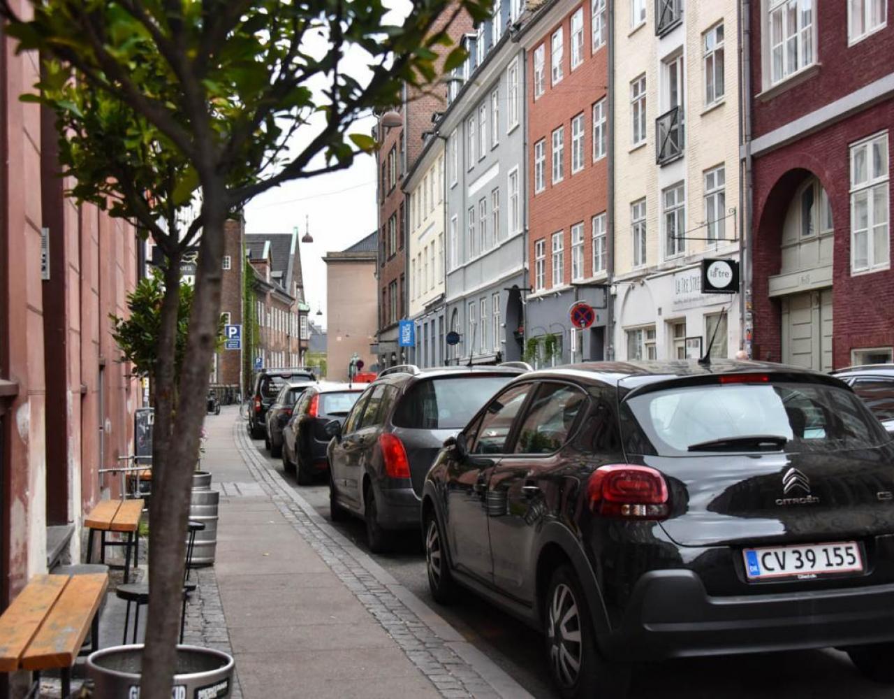 middelalderbyen, parkering, gade