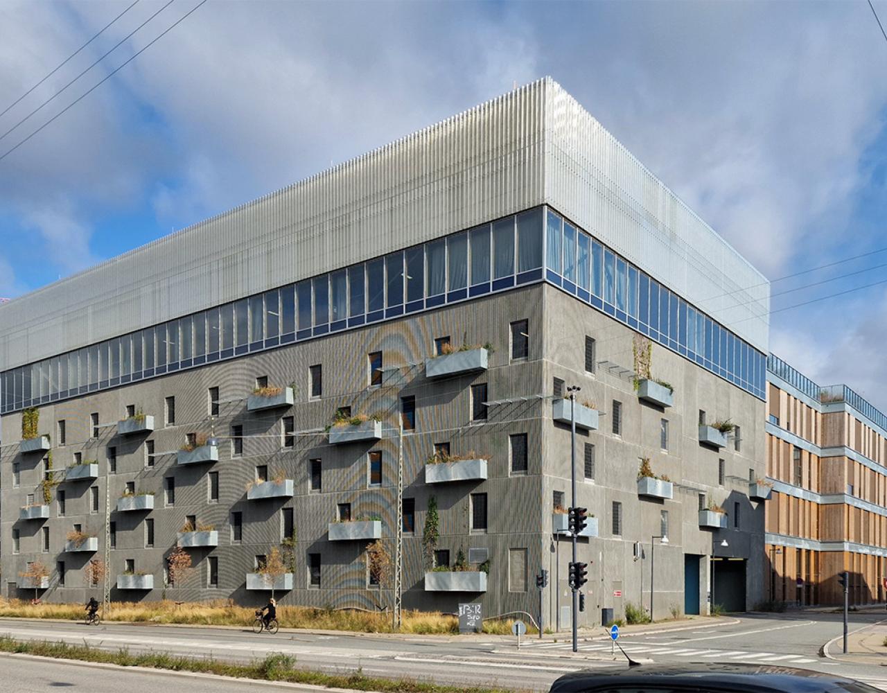 P-hus ved Sjællandsbroen