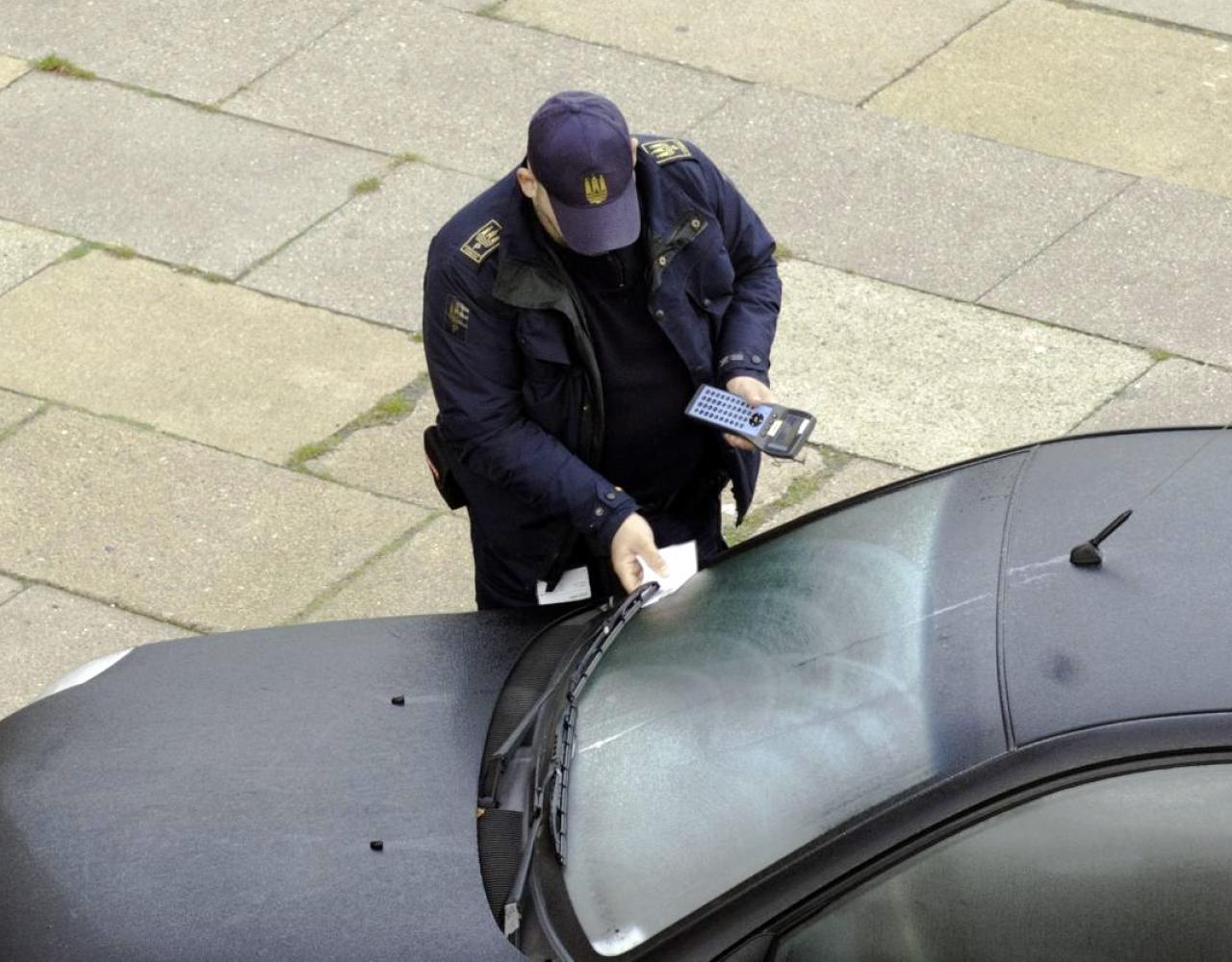 Udstedelse af parkeringsbøde