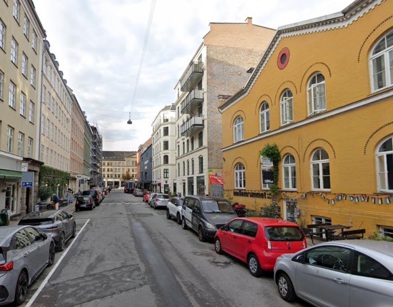 ravnsborggade, gadefoto, biler