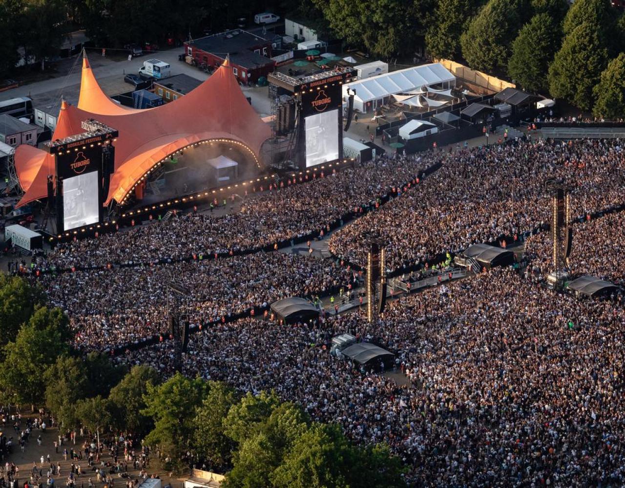 roskilde festival orange scene