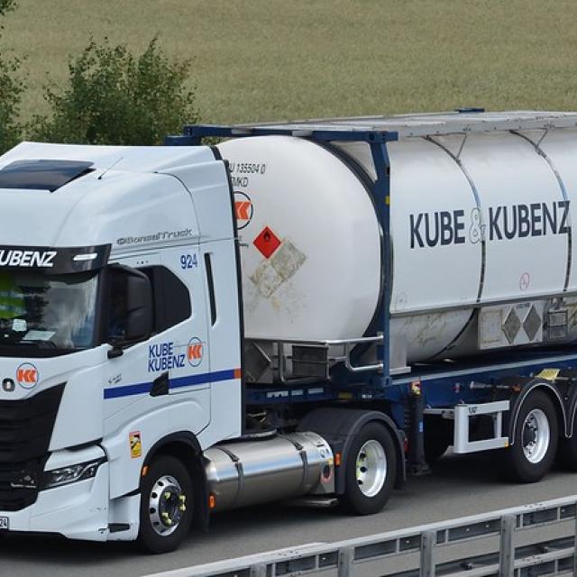 D - Kube & Kubenz >924< Iveco S-Way NP