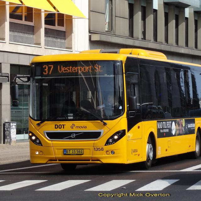 2 weeks of road resurfacing outside Vesterport station aees route 37 short workings turn using roads not normally served as shown by Volvo B8RLE 1358 here