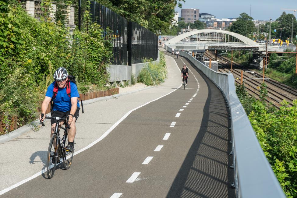 cykelsti baneterræn valby bakke