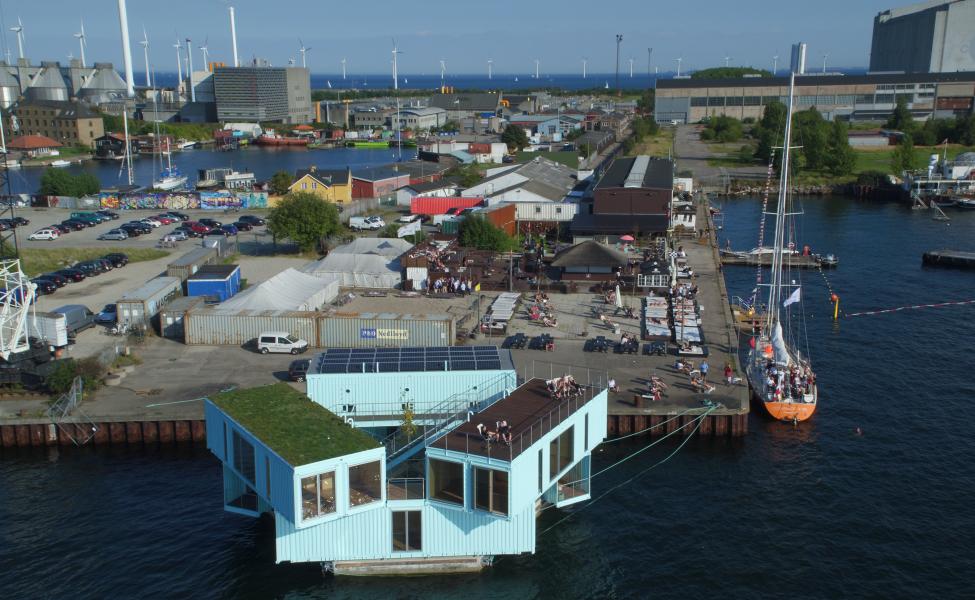 refshaleøen container husbåd