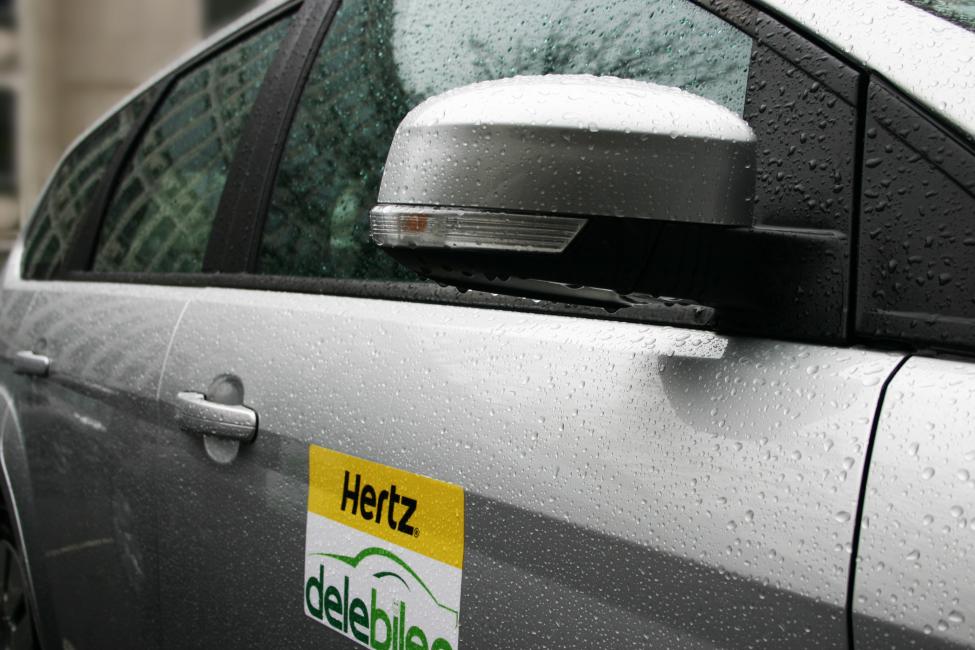 hertz delebilen closeup