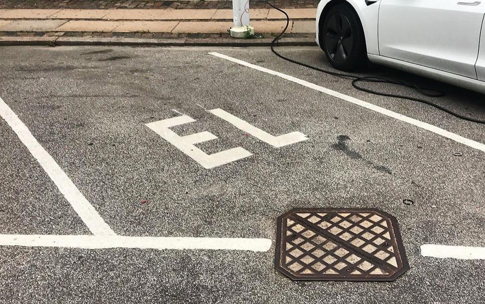 elbil parkering