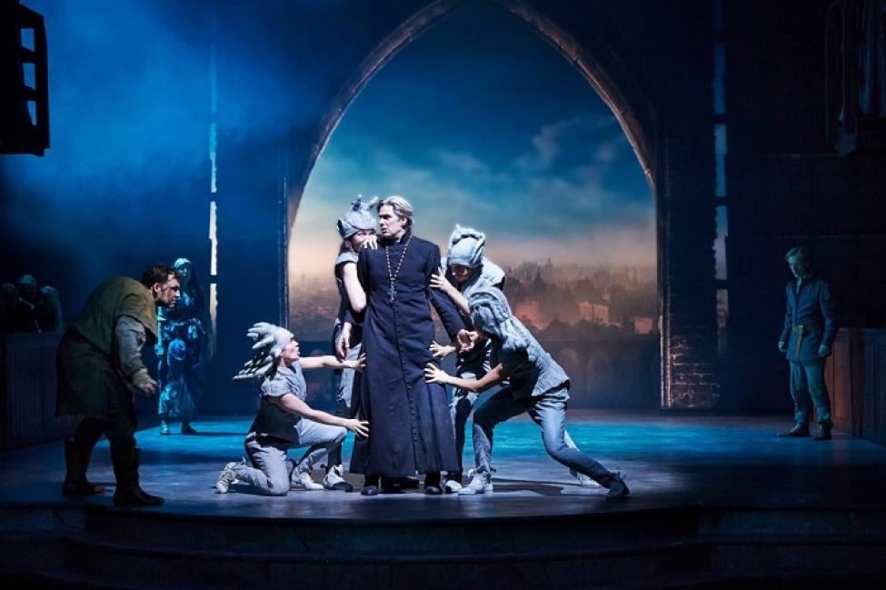 klokkeren fra notre dame kongelige teater klokkeren fra notre dame kongelige teater