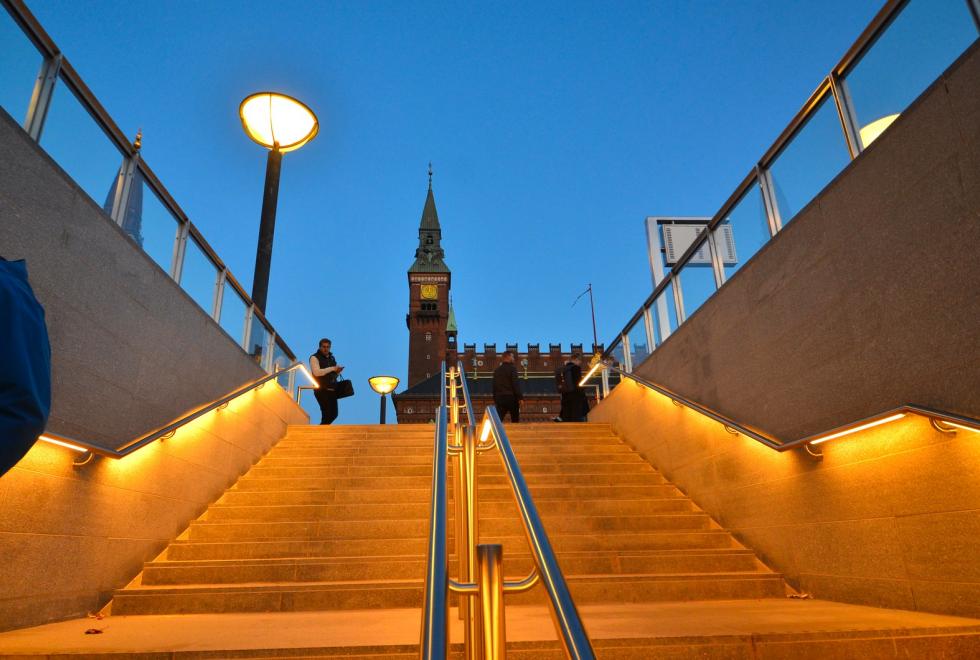 rådhuspladsen metrotrappe